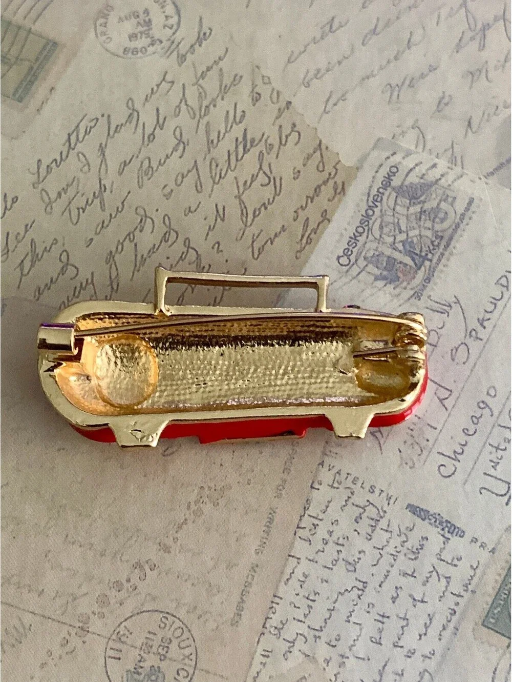 Retro Red Boombox Enamel Pin - Fun Radio Music Lover Gift Brooch